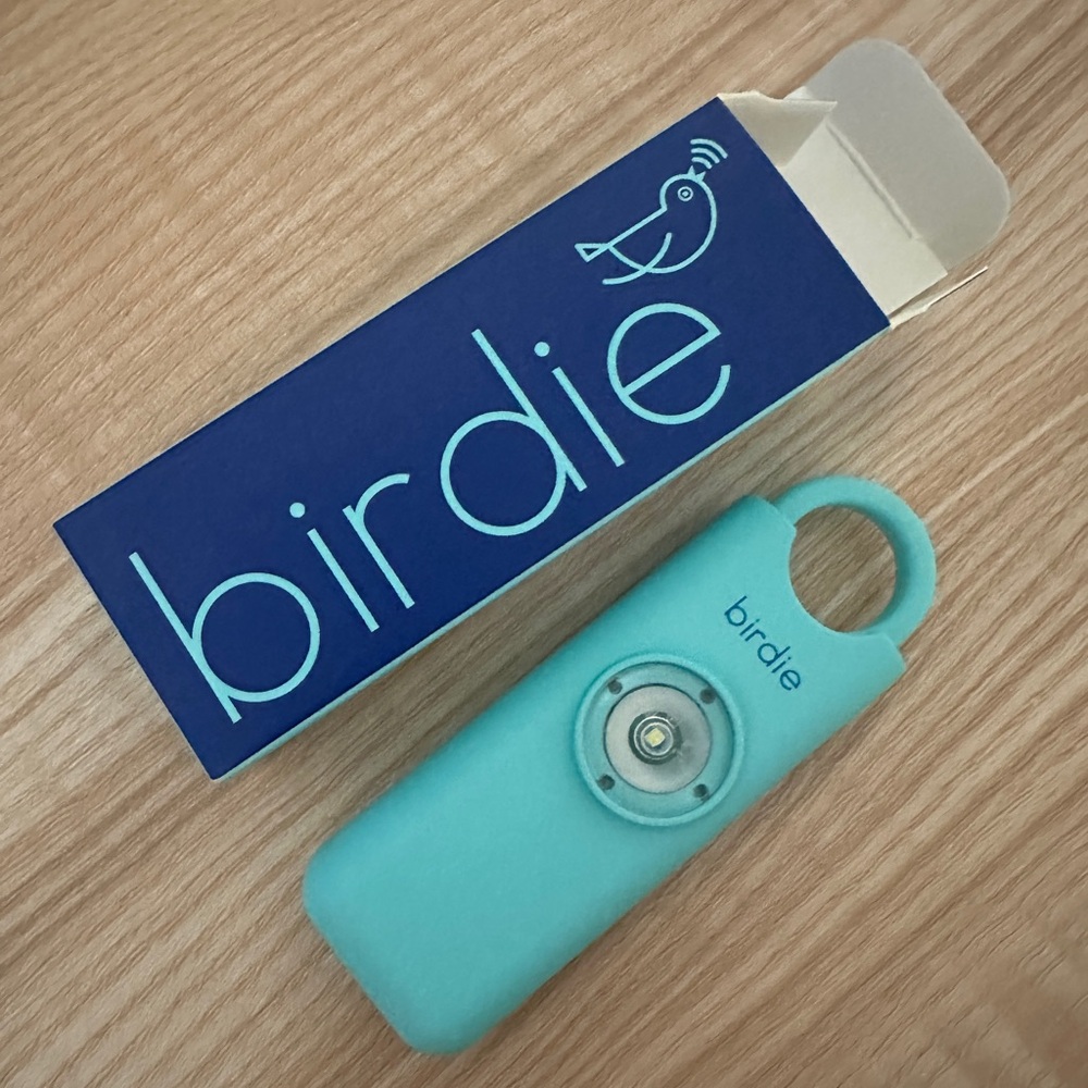 Birdie Personal Safety Alarm in Teal